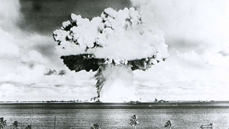 شريط مصور مرمم لأول تفجير قنبلة نووية 