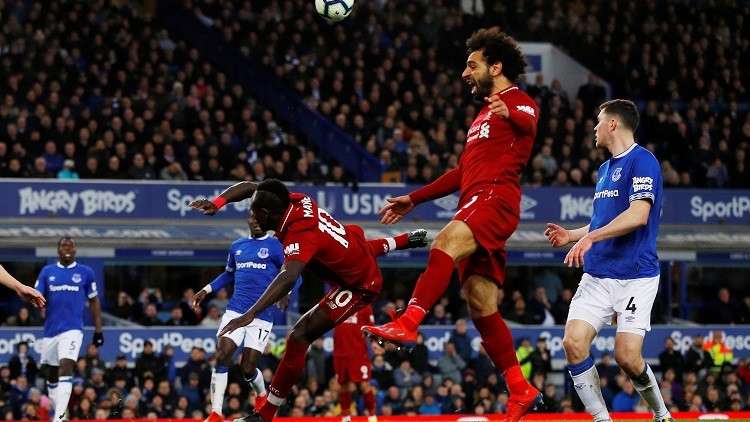 ماني ينهي هيمنة محمد صلاح ويحطم رقم أسطورة ليفربول في التشامبيونزليغ