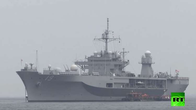 سفينة حربية أمريكية تصل مانيلا بعد إبحارها في بحر الصين الجنوبي