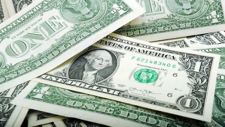 مجلة أمريكية.. واشنطن غارقة في الديون حتى الأذنين وعلى حافة الإفلاس لإسرافها 