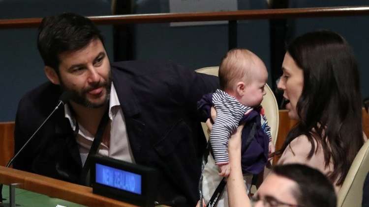 جاسيندا لوريل.. أصغر رئيسة حكومة في العالم!