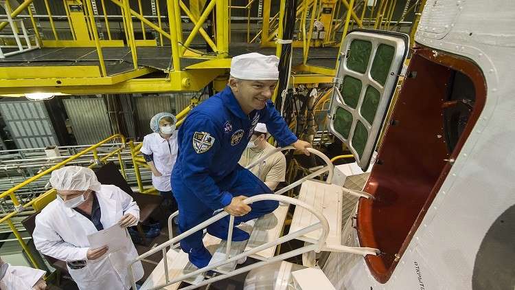 رواد ناسا يتدربون في روسيا قبل رحلتهم على متن 