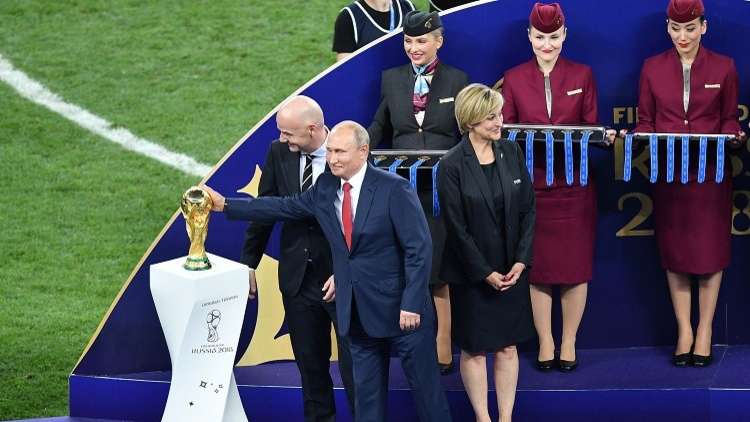 نظرة بوتين لكرة القدم ودوره في مونديال 2018
