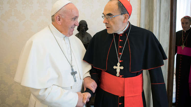 البابا يرفض استقالة كاردينال أدين بالتستر على اعتداءات جنسية