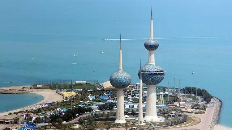 الكويت.. جدل حول إدراج اسم الزوج في وثيقة سفر الزوجة