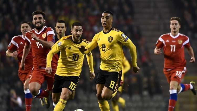 هازارد يحسم