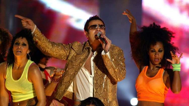 رسالة الهضبة للجمهور السعودي.. وهذا ما قاله عن تركي آل الشيخ (فيديو)