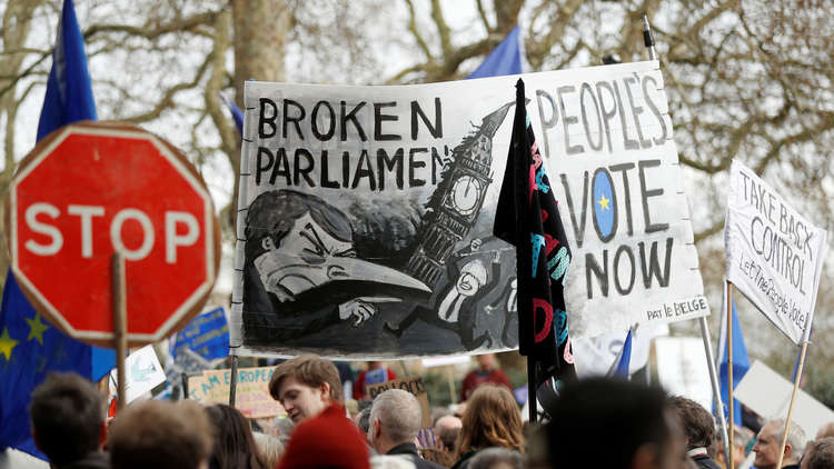 نشطاء: مليون متظاهر في لندن للمطالبة باستفتاء جديد حول "بريكست"
