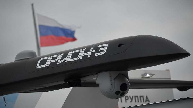 روسيا تكشف لأول مرة عن طائرة استطلاع مسيرة ضخمة في معرض عسكري