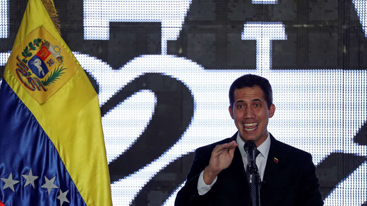 غوايدو يرد على حرمانه من تقلد مناصب رسمية 