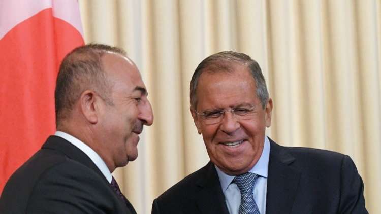 لافروف ممازحا الصحفيين.. هل تريدون أن نرقص؟