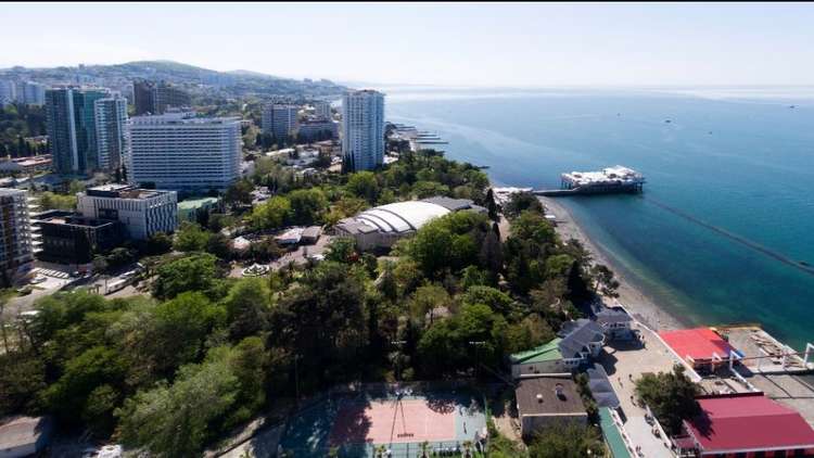 إفريقيا تخلع عباءة التبعية.. سوتشي تنتظر