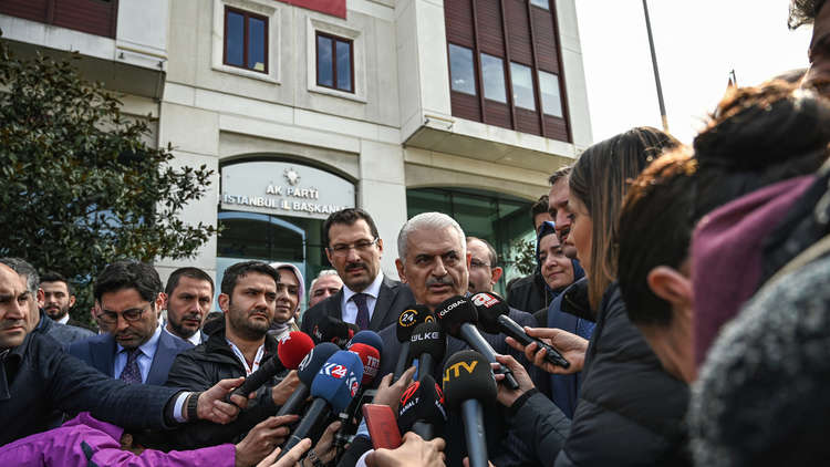 مرشح حزب العدالة والتنمية يخاطب منافسه في انتخابات اسطنبول: هذا الأمر يضر بالبلد!