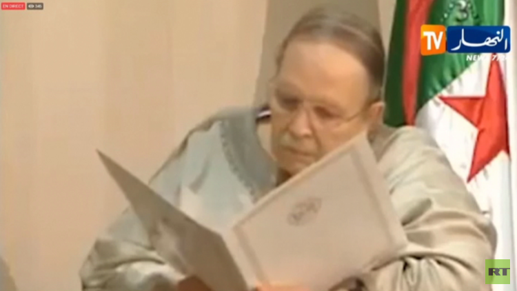 بوتفليقة يطلب الصفح من الجزائريين