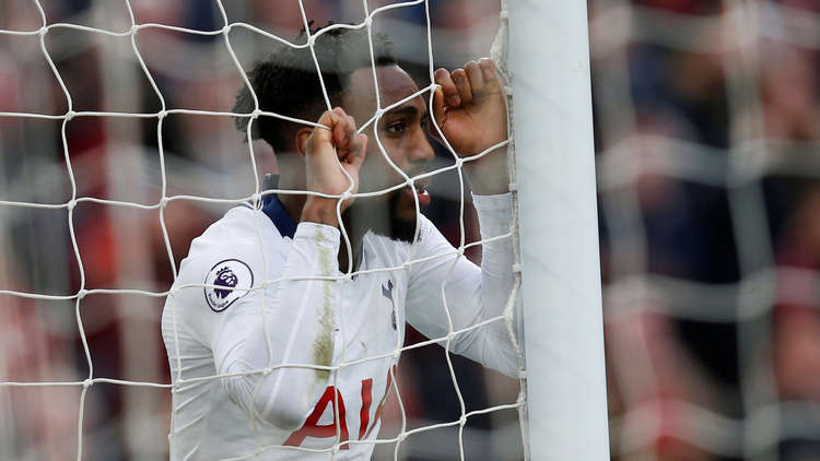 العنصرية المتزايدة قد تدفع روز للاعتزال!