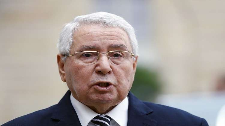 الجزائر.. صحيفة حكومية تتحدث عن استبعاد رئيس مجلس الأمة من المرحلة الانتقالية