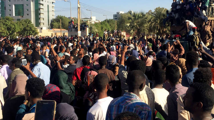 قوى معارضة سودانية تدعو إلى الاستجابة لمطالب المحتجين