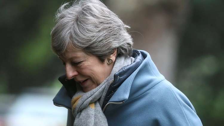 صحيفة: ماي تدرس طرح مسألة استفتاء ثان على التصويت في البرلمان