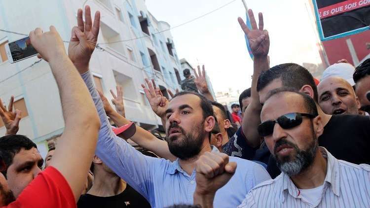 إضراب عن الطعام حتى الموت.. الزفزافي يخيط فمه داخل السجن