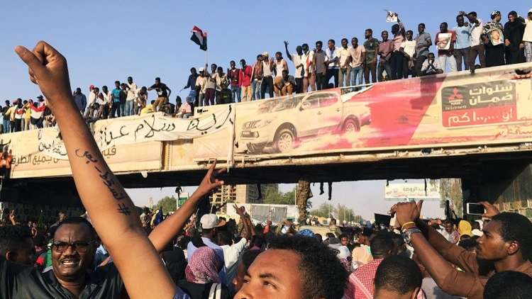 غوتيريش يدعو "الأطراف الفاعلة" في السودان إلى ضبط النفس