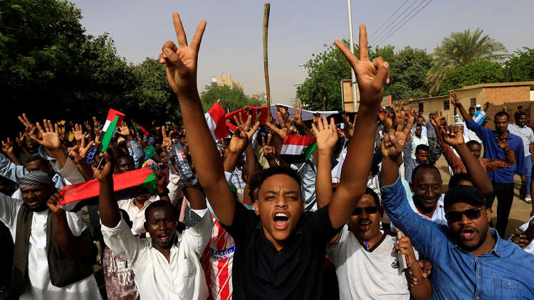 عندما تكون الأزمات أفضل وسيلة للإعلان.. السودان نموذجا