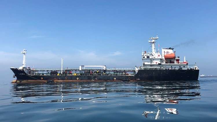 واشنطن تفرض عقوبات على 4 شركات تنقل النفط من فنزويلا 