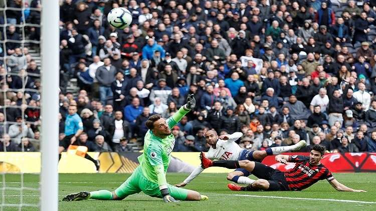 الدوري الإنجليزي.. "هاتريك" مورا يعيد توتنهام إلى المركز الثالث