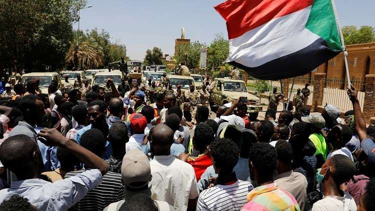 تجمع المهنيين يطالب بتشكيل مجلس رئاسي مدني في السودان