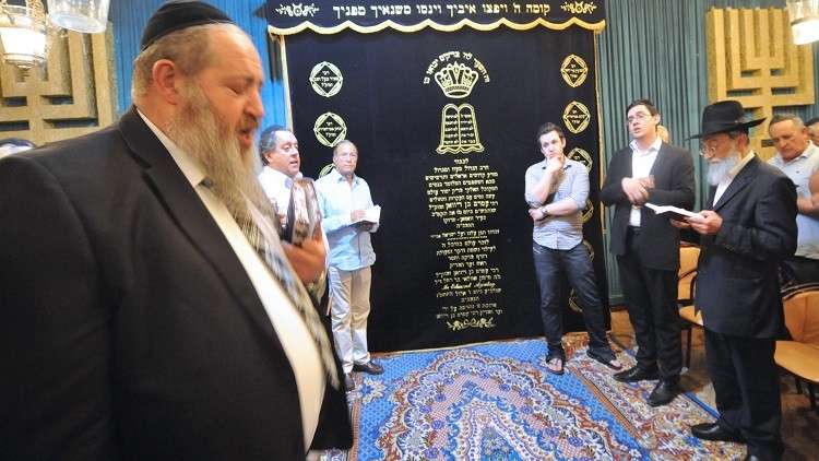 كبير حاخامات يهود المغرب كان سجينا في إسرائيل