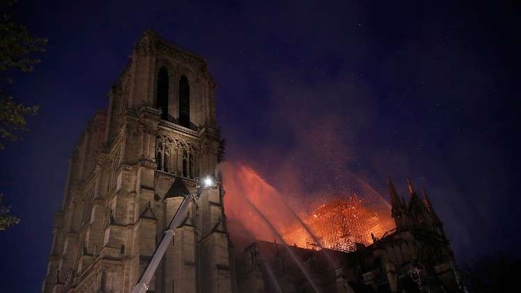 الكنيسة الروسية: حريق نوتردام مأساة للعالم المسيحي بأسره
