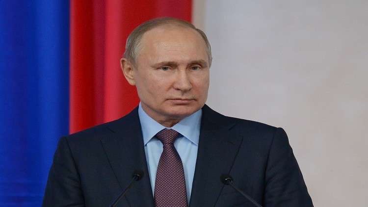 الكرملين: بوتين عبّر لماكرون عن تضامنه واقترح إرسال خيرة المرممين الروس إلى باريس