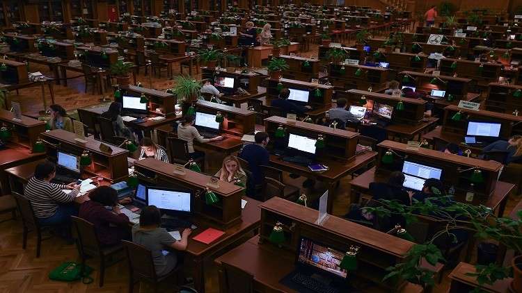 الحياة تدب في مكتبات موسكو ومتاحفها في "ليلة المكتبة"