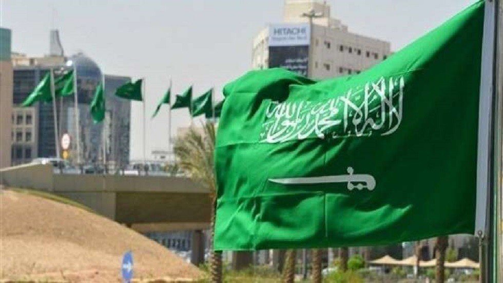 نشطاء سعوديون يطلقون حملة لإنقاذ شابة سعودية من الإعدام