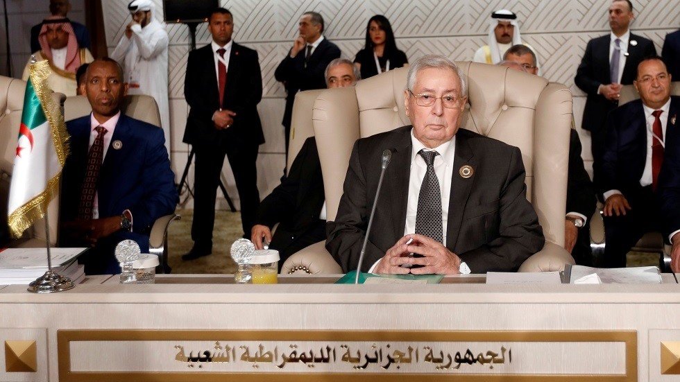 الرئيس الجزائري يستقبل نائب رئيس المجلس الرئاسي لحكومة الوفاق الوطني الليبية