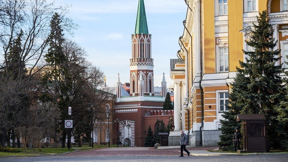 الكرملين تعليقا على تقرير مولر: على دافعي الضرائب الأمريكيين معرفة أين تصرف أموالهم