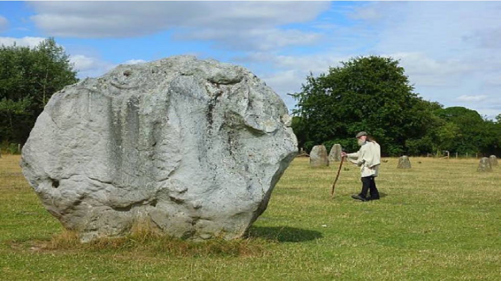 "بول ما قبل التاريخ" يكشف حقائق مثيرة عن البشرية!