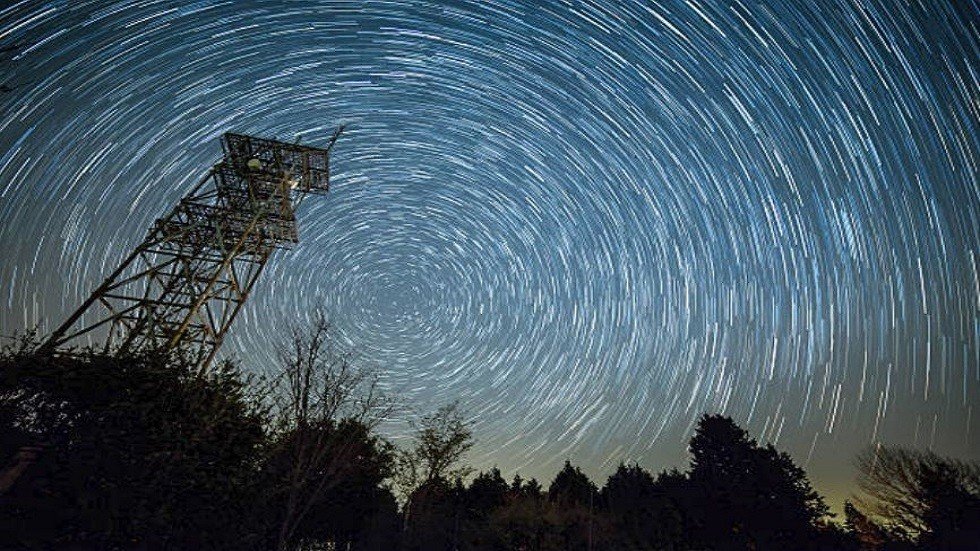 أقدم زخات شهب تعود للرقص في السماء