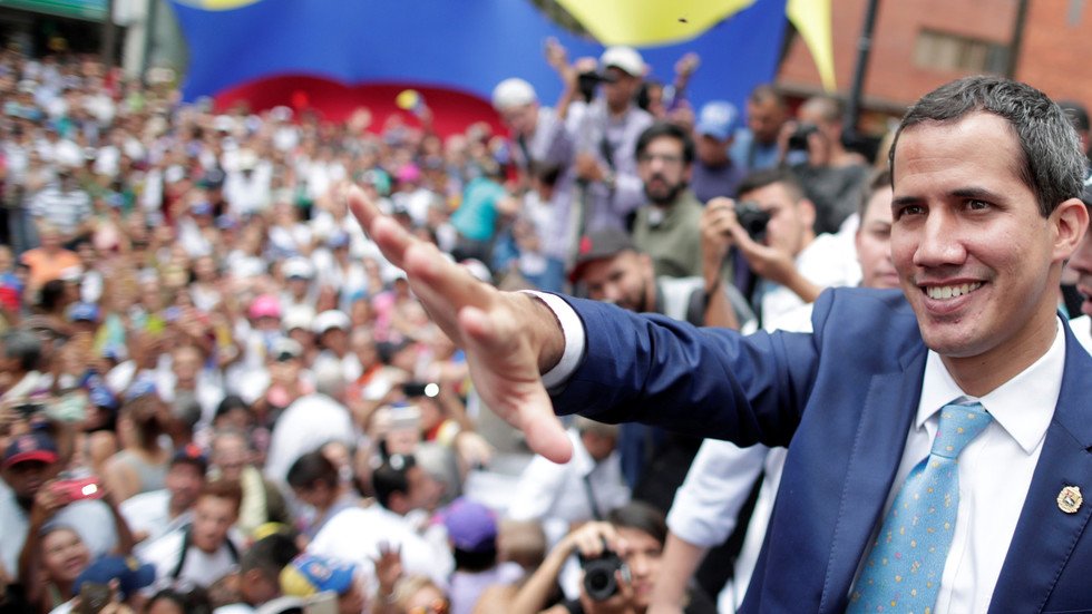 غوايدو: بدء المرحلة الختامية لعزل مادورو يوم 1 مايو