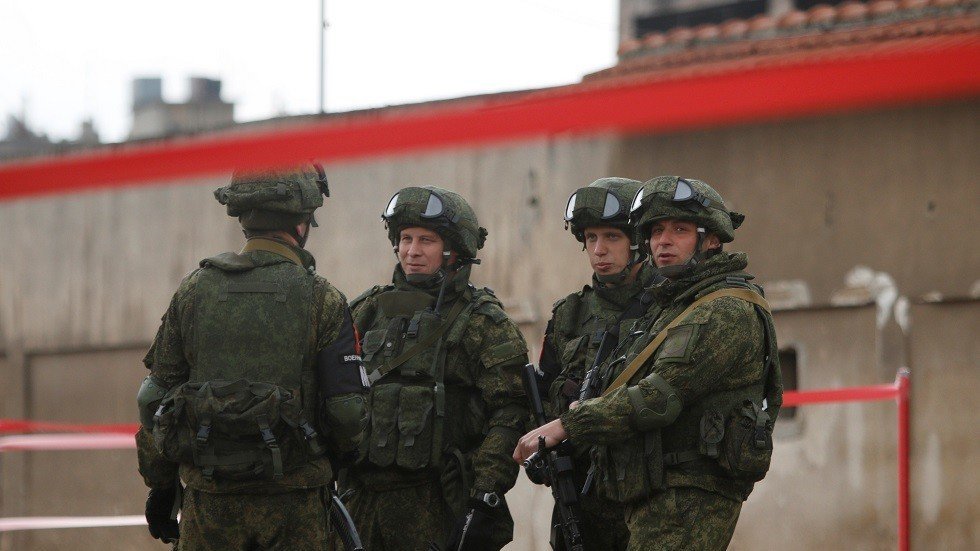 الجيش السوري: لا صحة للأنباء عن اشتباكات بين قوات روسية وإيرانية