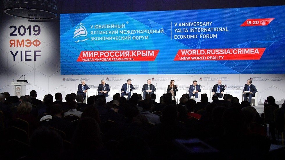 القرم الروسية تستضيف 50 طفلا و40 عسكريا جريحا من سوريا