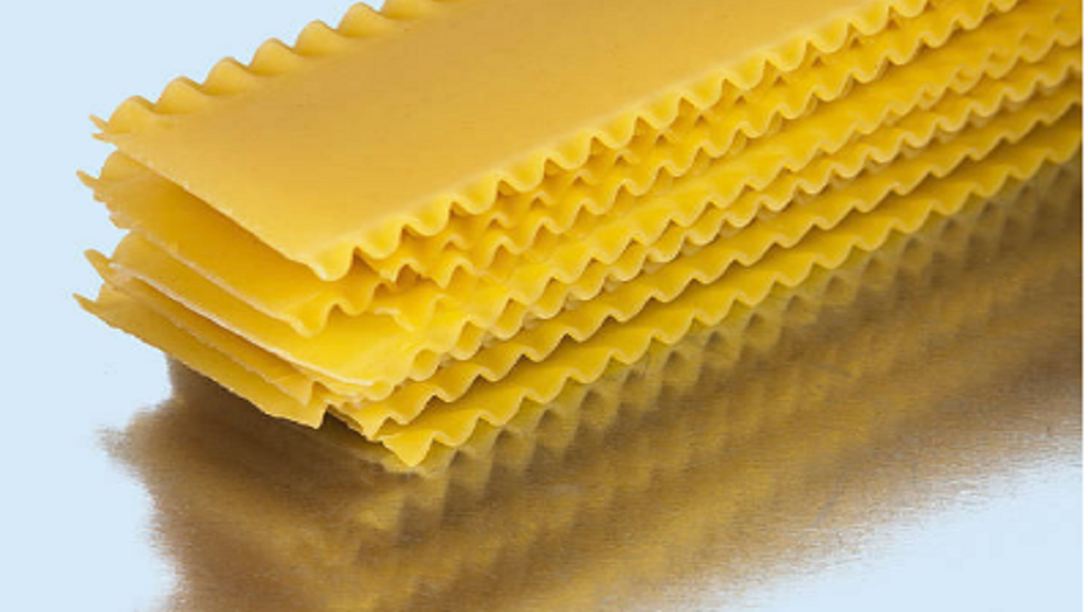 تصميم "أول كمبيوتر لوحي" من المعكرونة (فيديو)