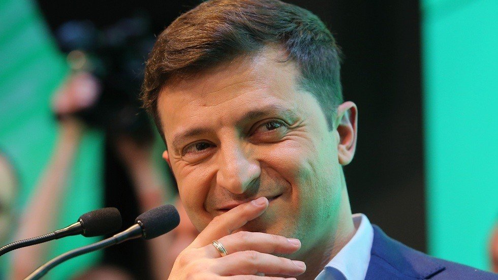 أشهر الأدوار السينمائية والتلفزيونية للرئيس الأوكراني الجديد