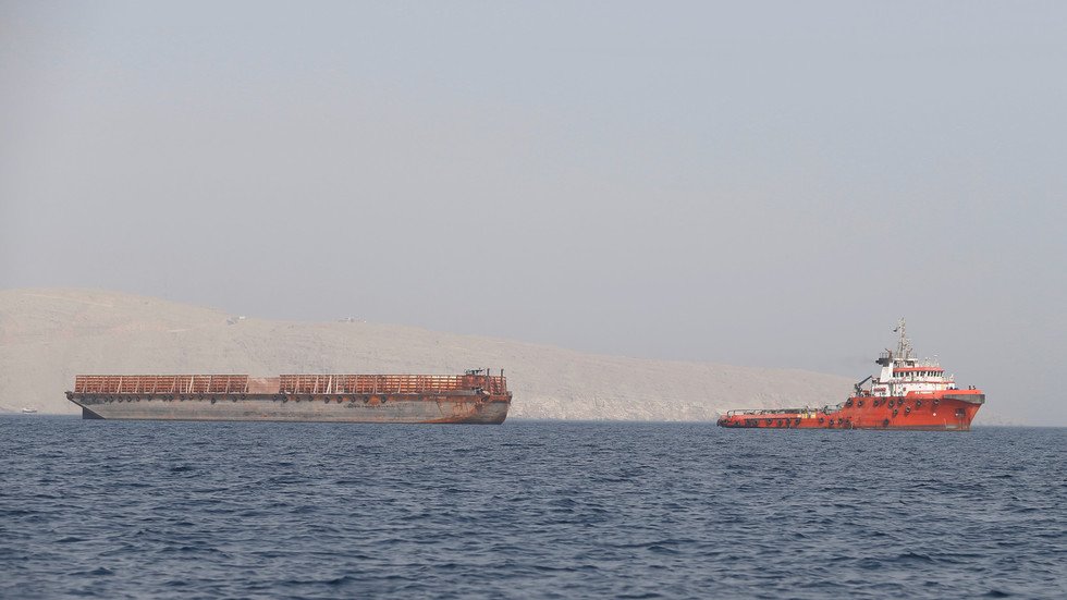 واشنطن تدعو إيران إلى عدم إغلاق مضيقي هرمز وباب المندب في وجه السفن