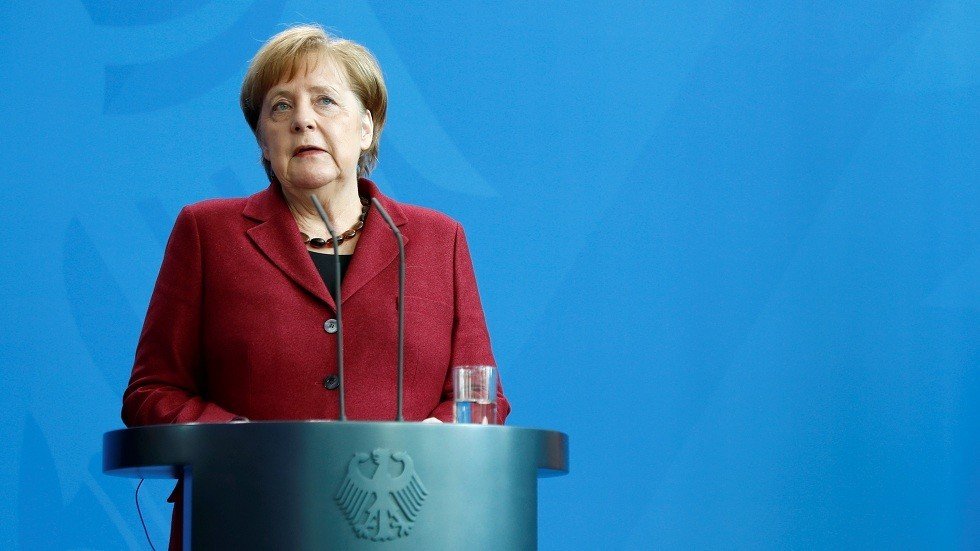 ميركل تؤكد لزيلينسكي دعم برلين للإصلاحات في أوكرانيا