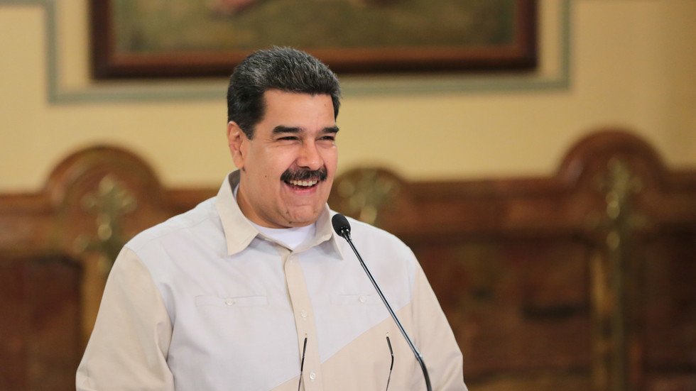 مادورو يعلن عن سيطرته الكاملة على فنزويلا