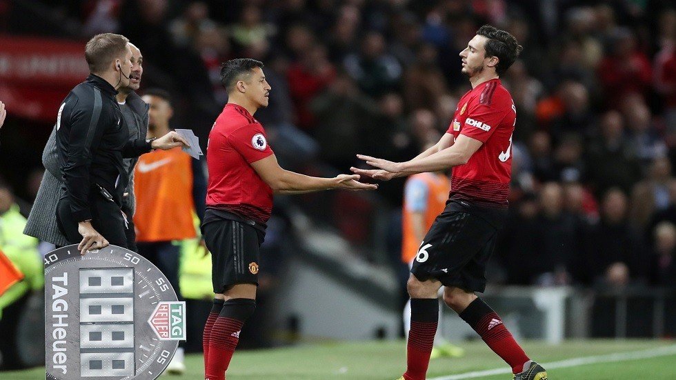 لمسة سانشيز للكرة خلال "12 دقيقة" تساوي نصف مليون إسترليني