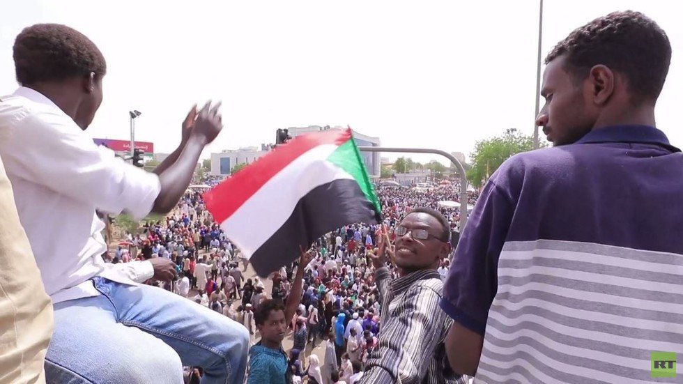 القوى السودانية تحشد لـ