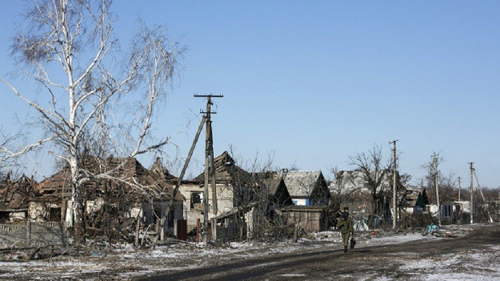 هل سيقود منح الجنسية الروسية لسكان دونباس إلى قطيعة مع بقية أوكرانيا