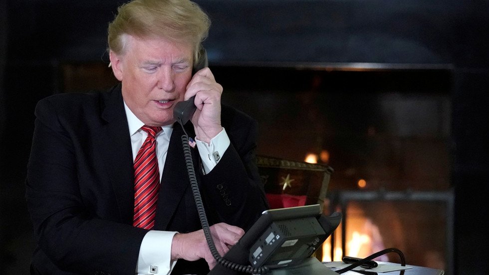 وسائل إعلام: ترامب أعطى حفتر الضوء الأخضر للزحف على طرابلس