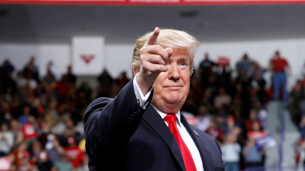 في فصل جديد من التوتر.. ترامب يهاجم وسائل الإعلام بعنف